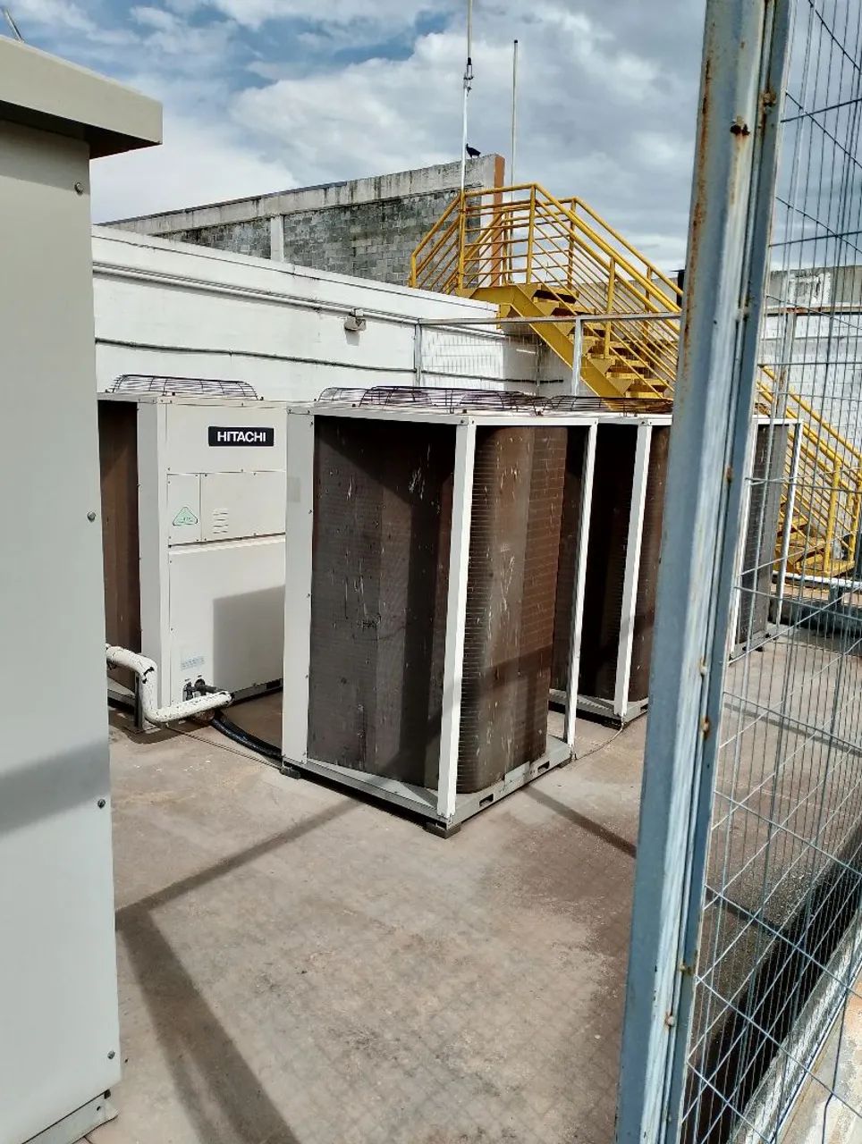 SERVIÇOS EM AR CONDICIONADO - Foto 3