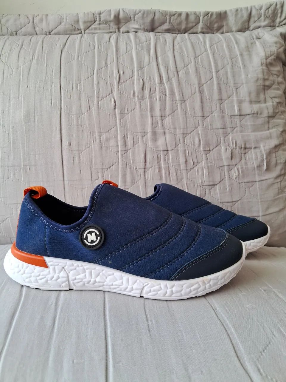 Tenis menino número 33 