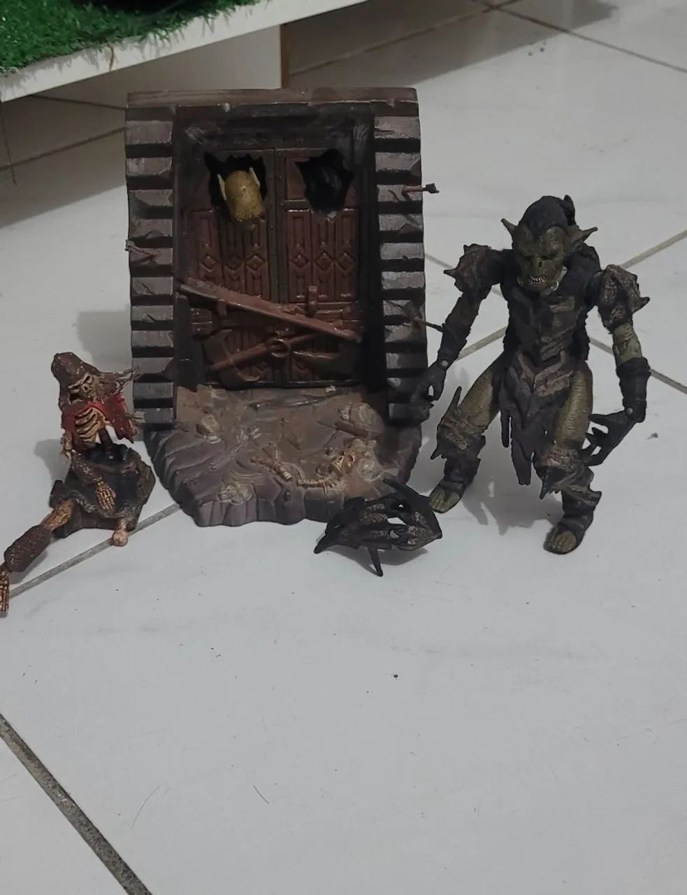 Diorama cenário orcs senhor dos aneis toybiz action figure