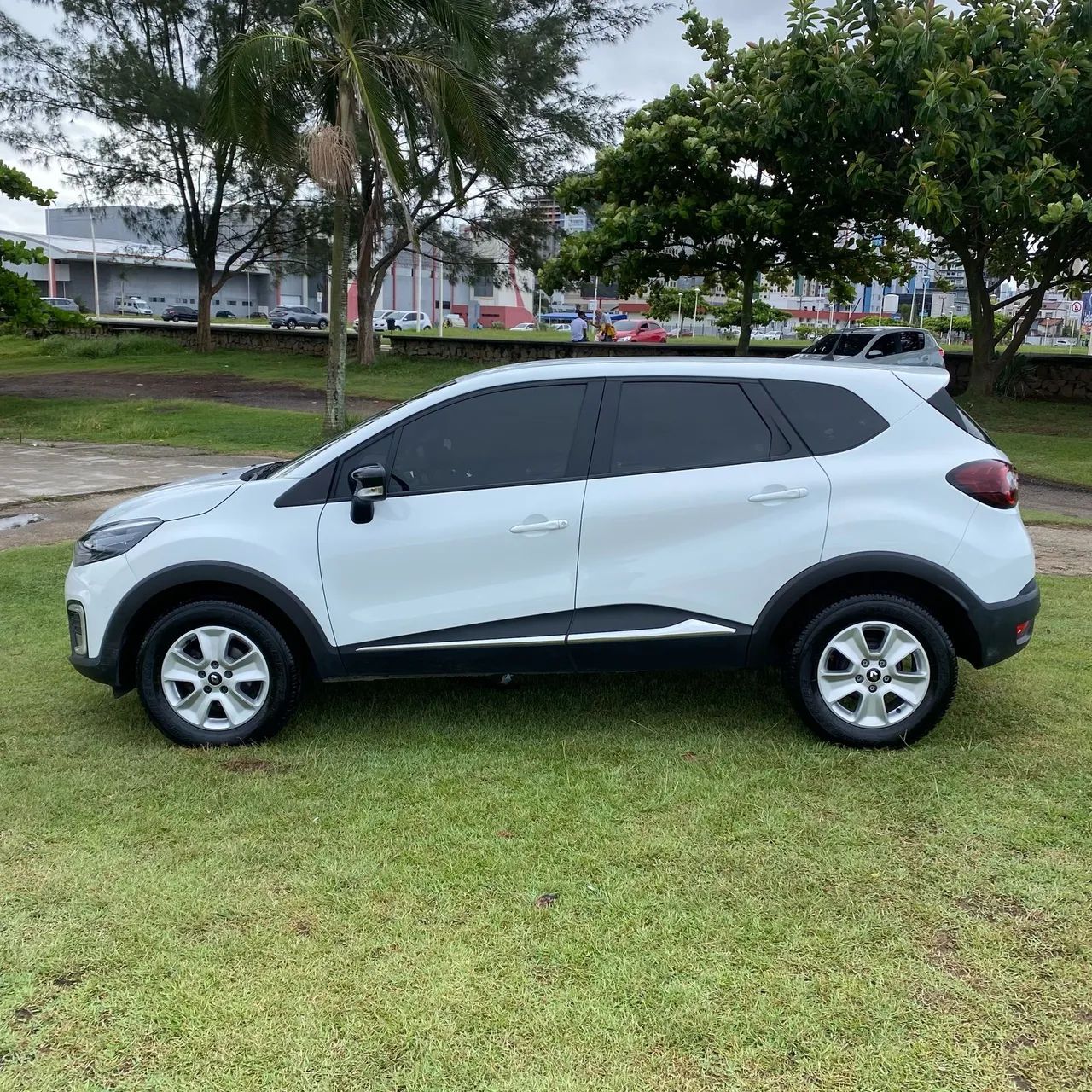  CAPTUR Life 1.6 16V - Foto 5