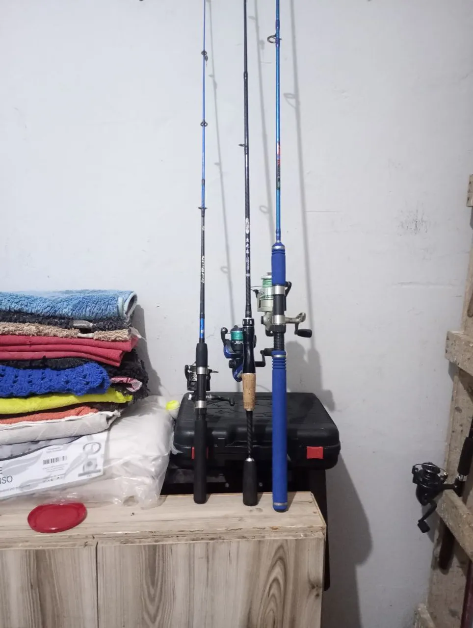 Varas de Pesca e Acessórios