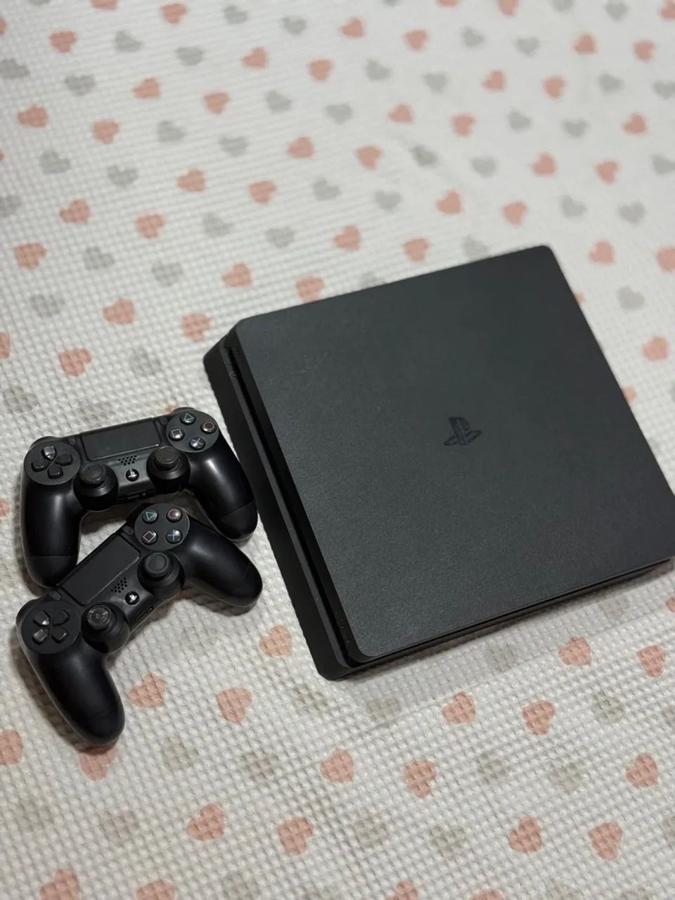 Ps4 completo com dois controle