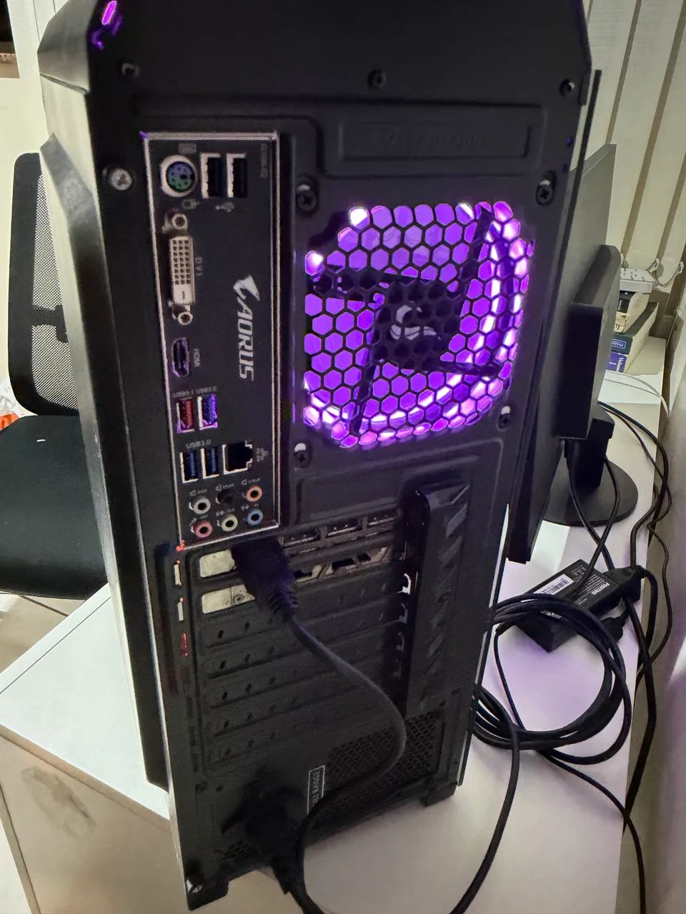 PC Gamer Completo - RTX 3070 + i5 9400F - Muito Bem Refrigerado - Foto 4