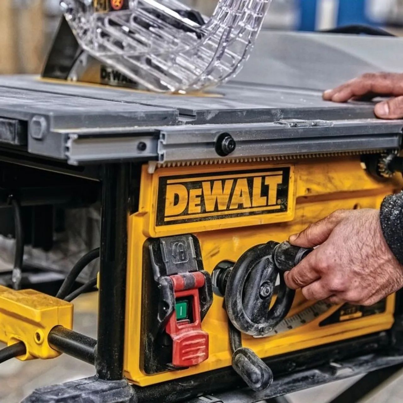 Serra de Mesa Dewalt DWE7492 - Foto 4