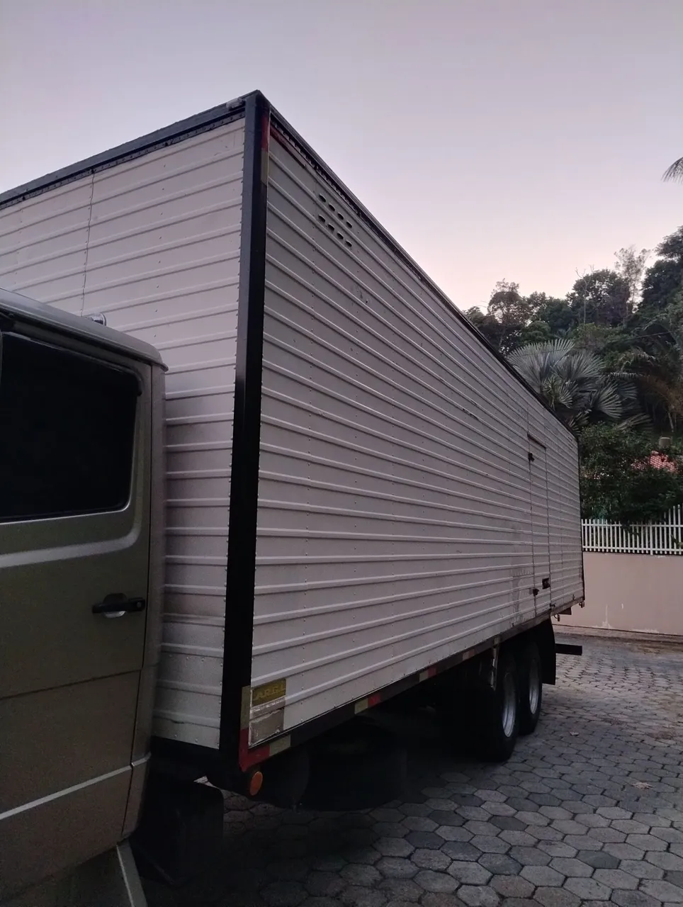 Vende-se Baú p caminhão truck
