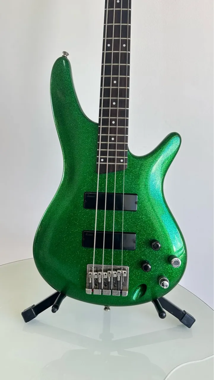 Contra Baixo Ibanez Soundgear SR-300 (Ativo)