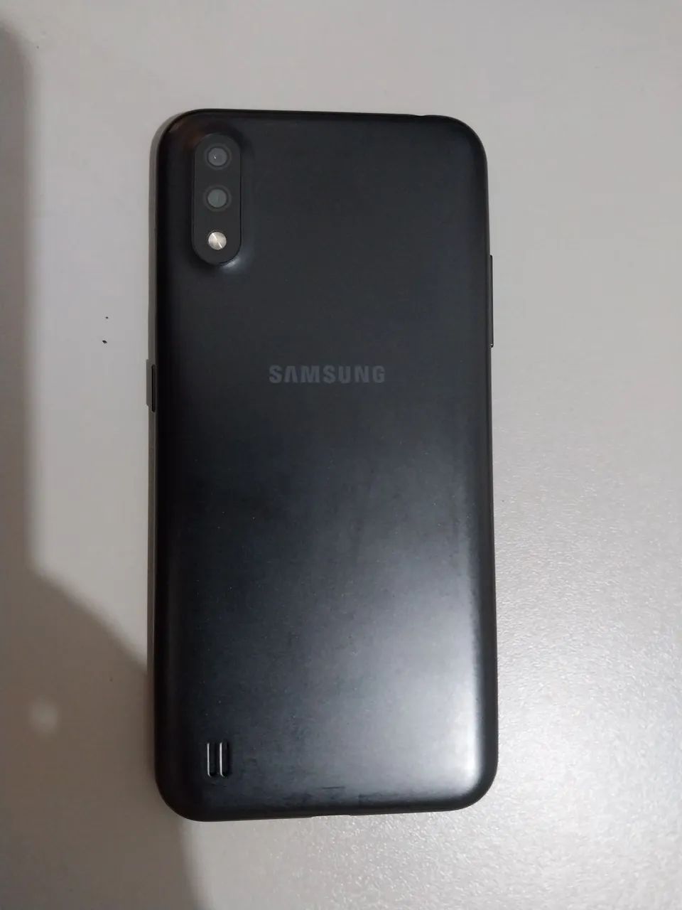 Smartphone Galaxy A01 32GB + Capa + Película - Foto 2