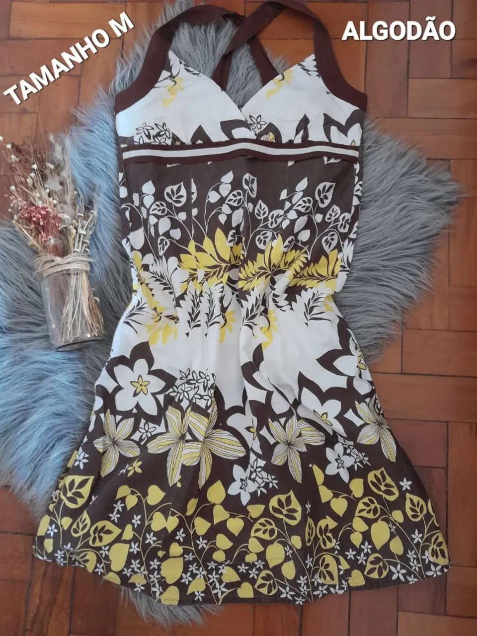 Vestido Floral em Algodão - Tamanho M