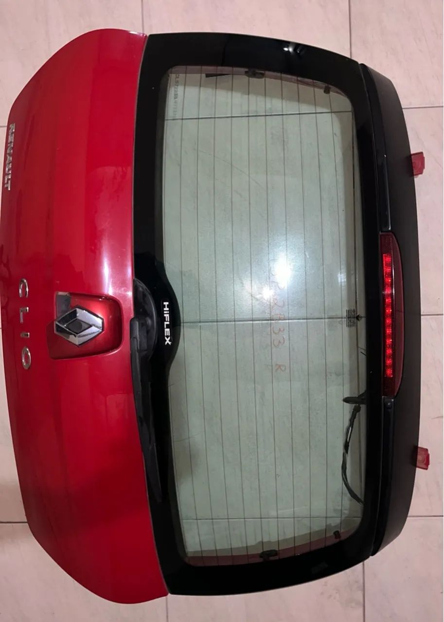 Tampa Porta Malas Clio 2009/2010