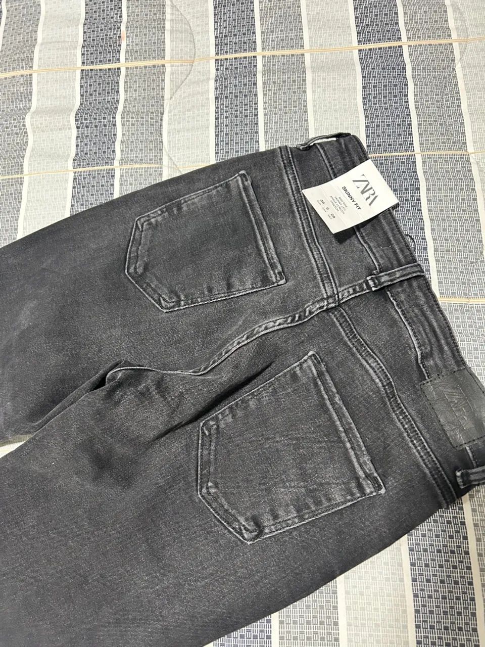 Calça zara com etiqueta - Foto 3