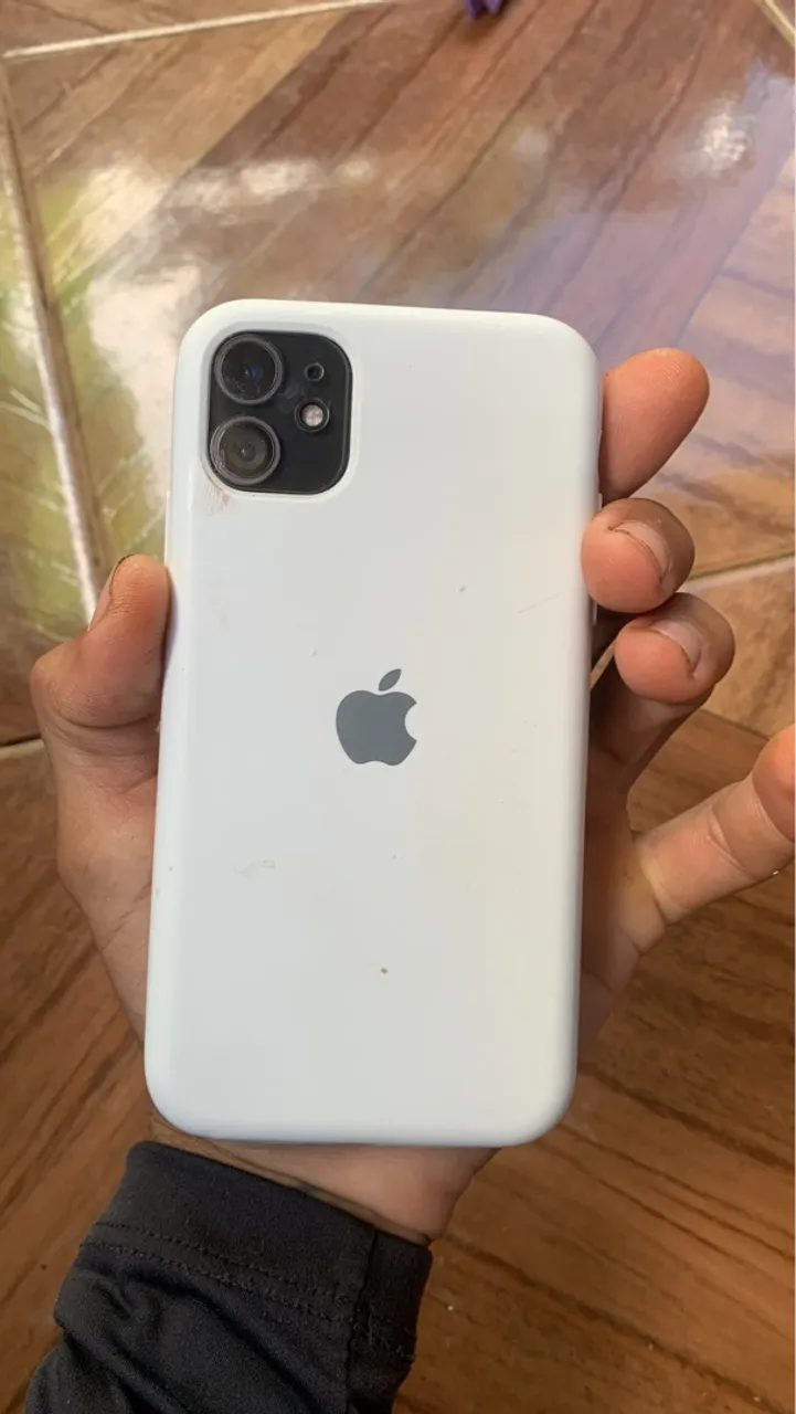 Vendo iPhone 11 zero ,