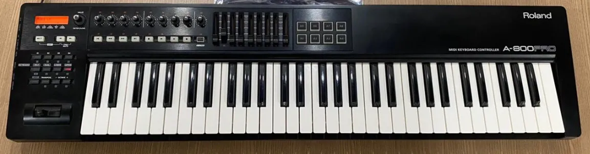 Teclado Roland A-800PRO MIDI