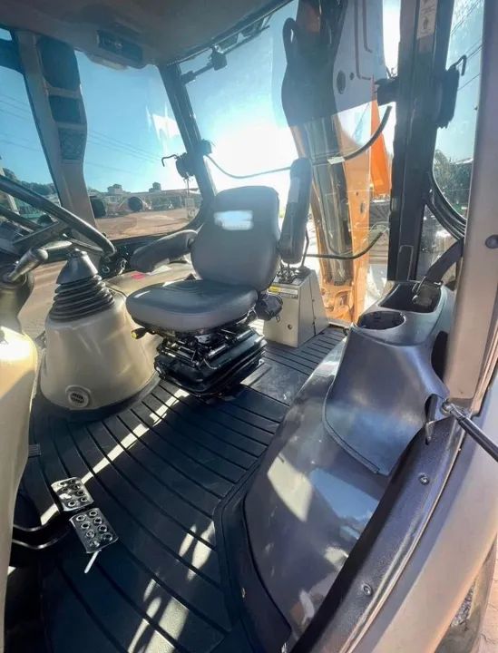 Retroescavadeira Case 580n Ano 2018 - Foto 5