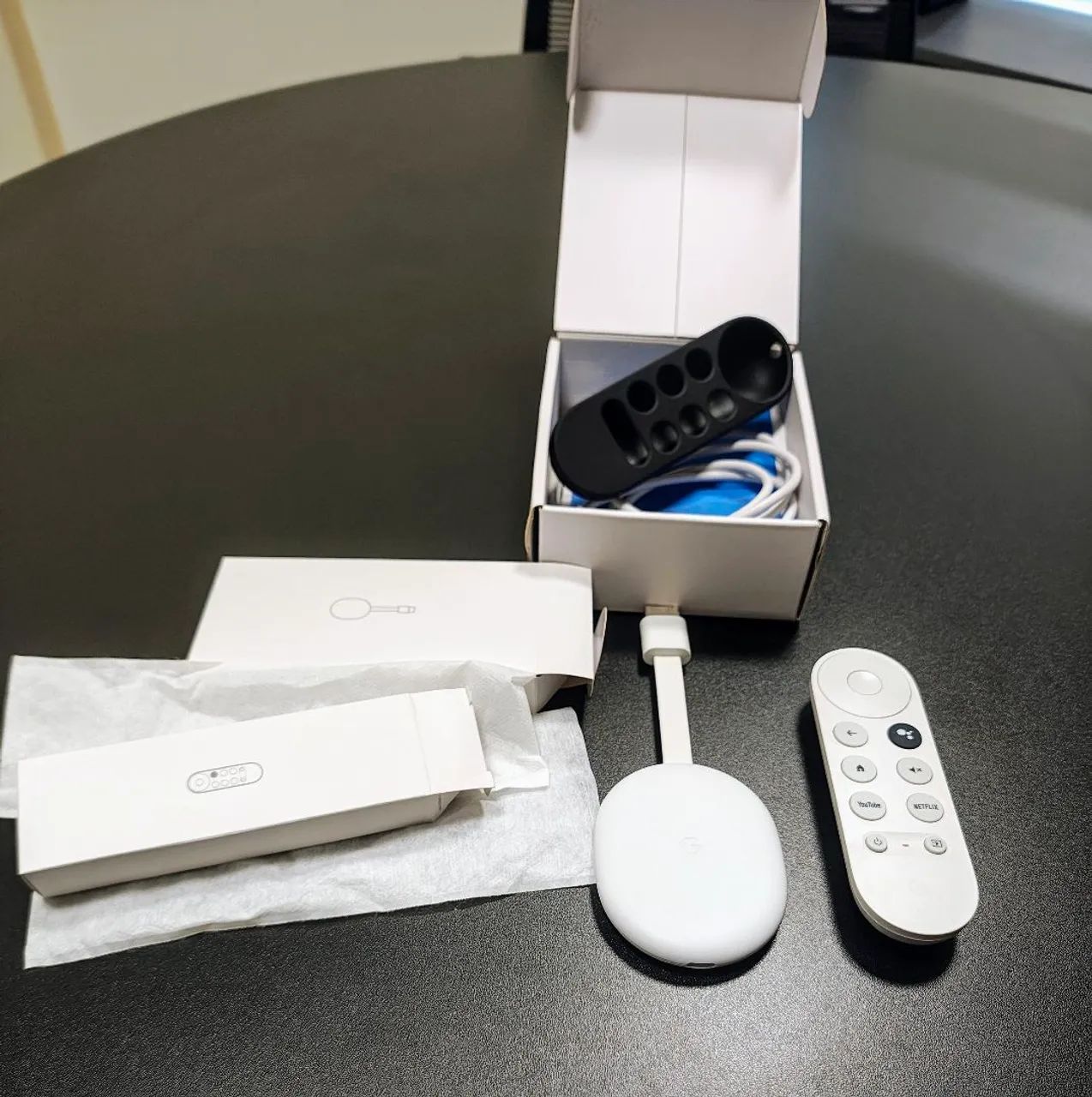 Chromecast com Google TV 4a geracao - 4K - Novo - Foto 3