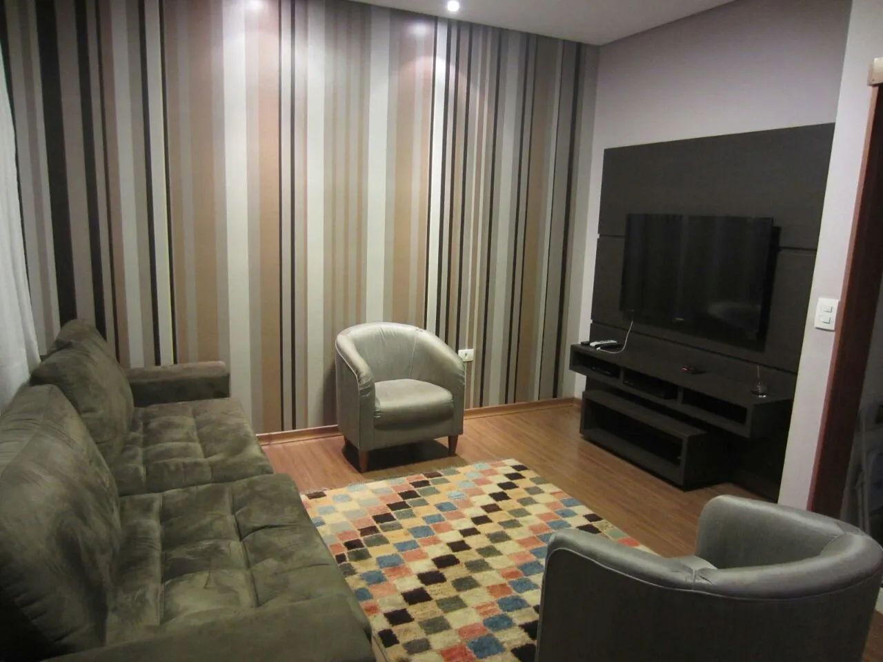 Excelente casa localizada no Cond. Res. Jardim Imperador - Foto 3