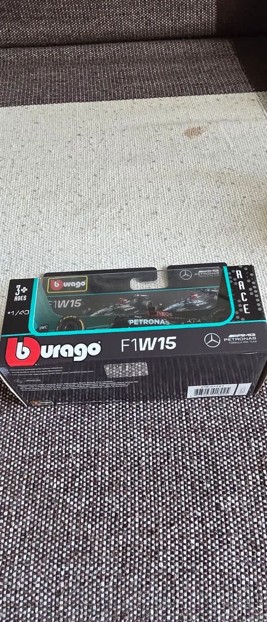 F1 Mercedes 1:43 - Foto 2