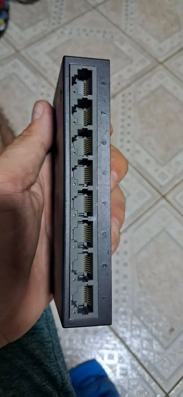 switch de rede da TP-Link Gigabit de 8 portas - Foto 3