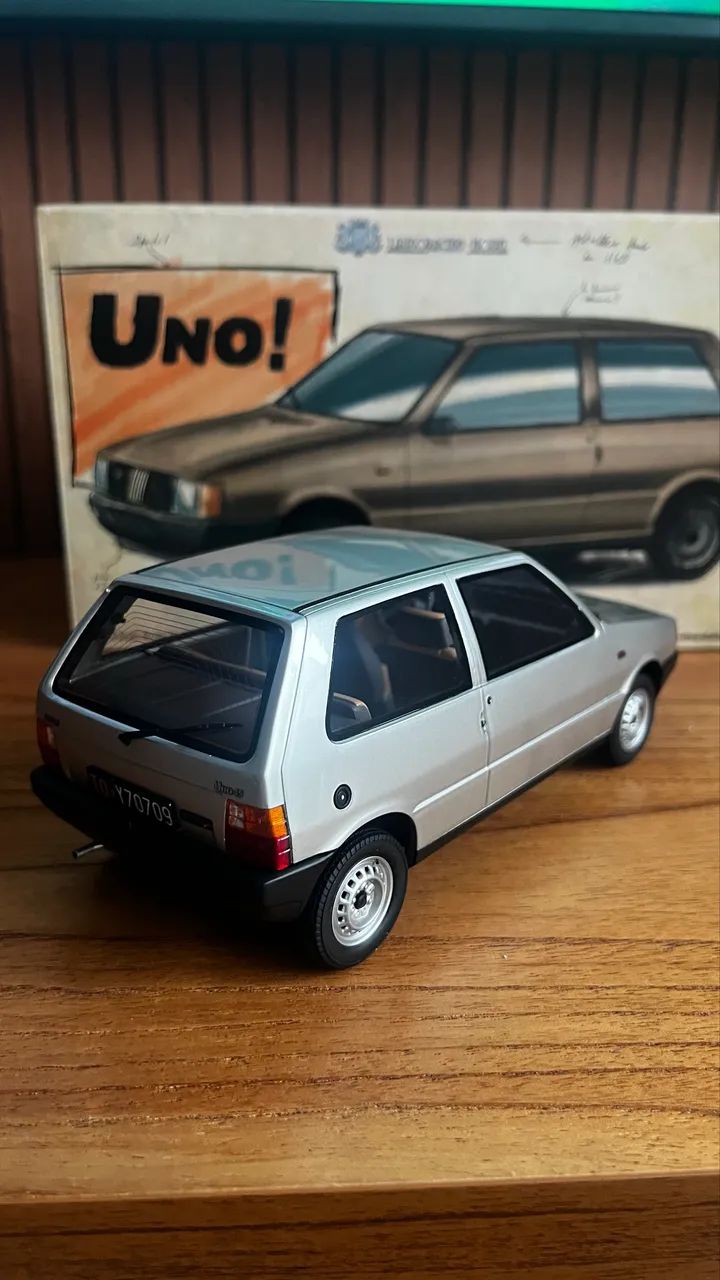 Fiat uno 1:18 1983 raríssimo  - Foto 5