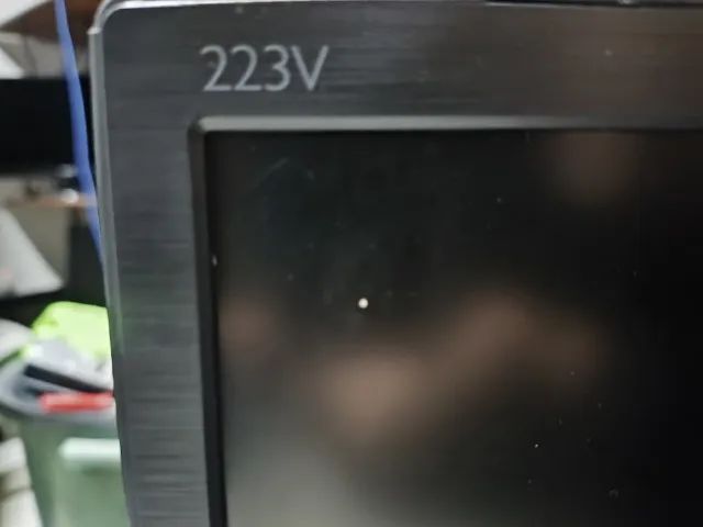 MONITOR PHILIPS 22,3" FULL HD LED - PERFEITO FUNCIONAMENTO - Foto 3