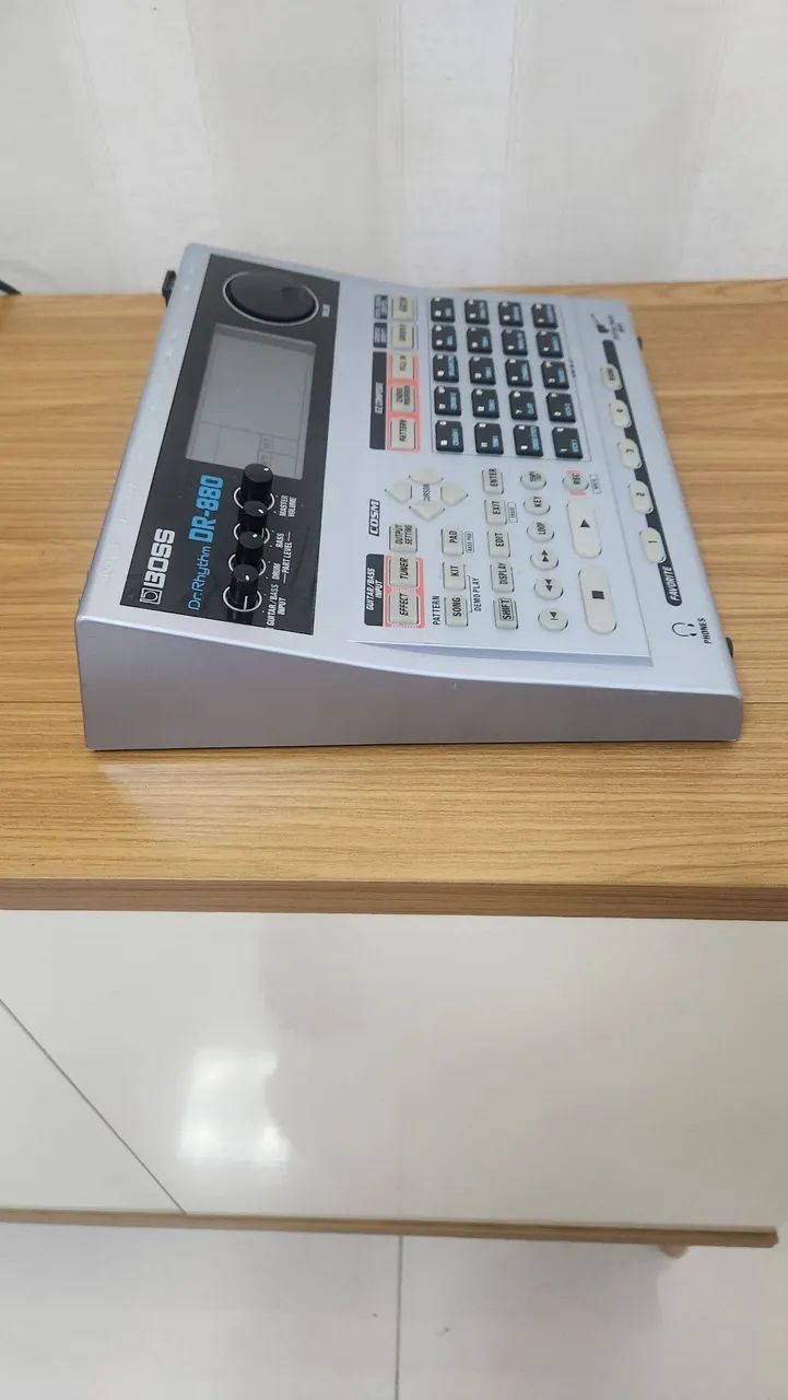 Maquina de Ritmos Boss dr880 - Foto 4