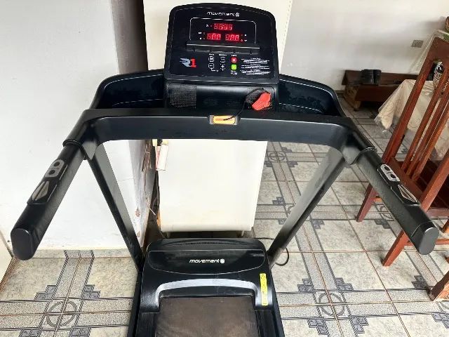 Esteira elétrica Movement R1 220V - Foto 2