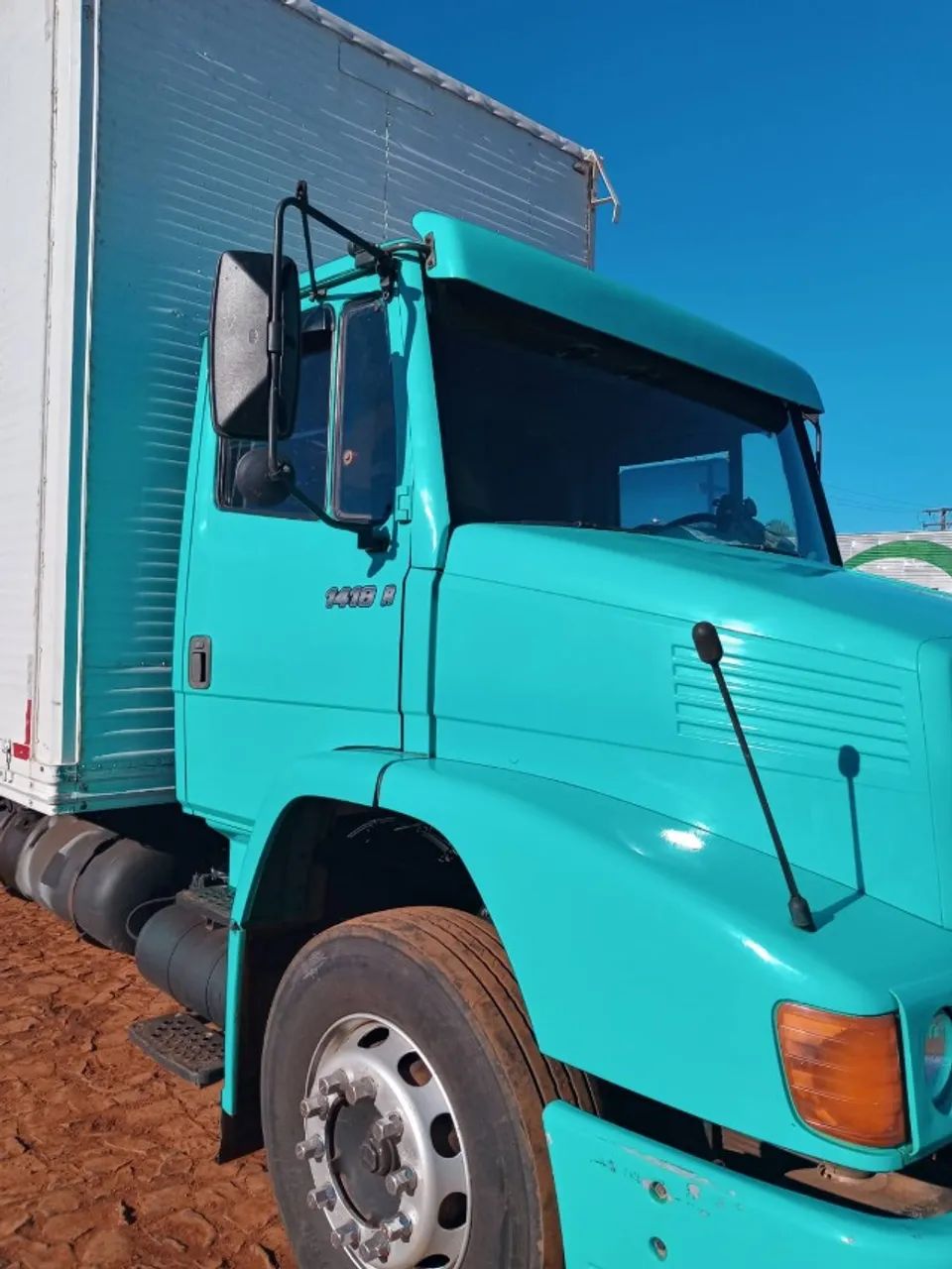 Mercedes 1418  - Foto 2