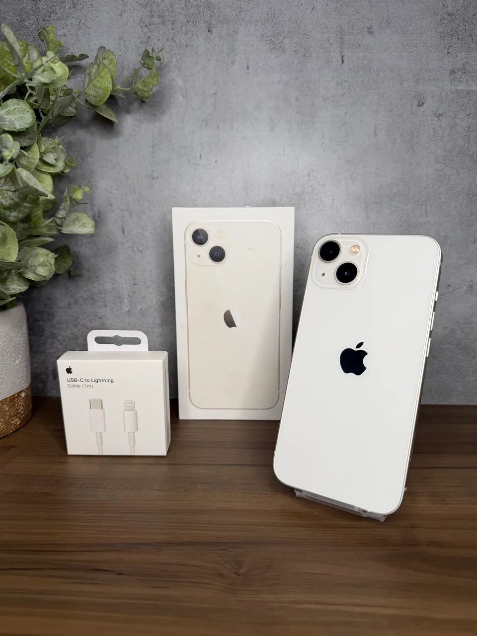 iPhone 13 256Gb Branco COM GARANTIA APPLE - Celulares e