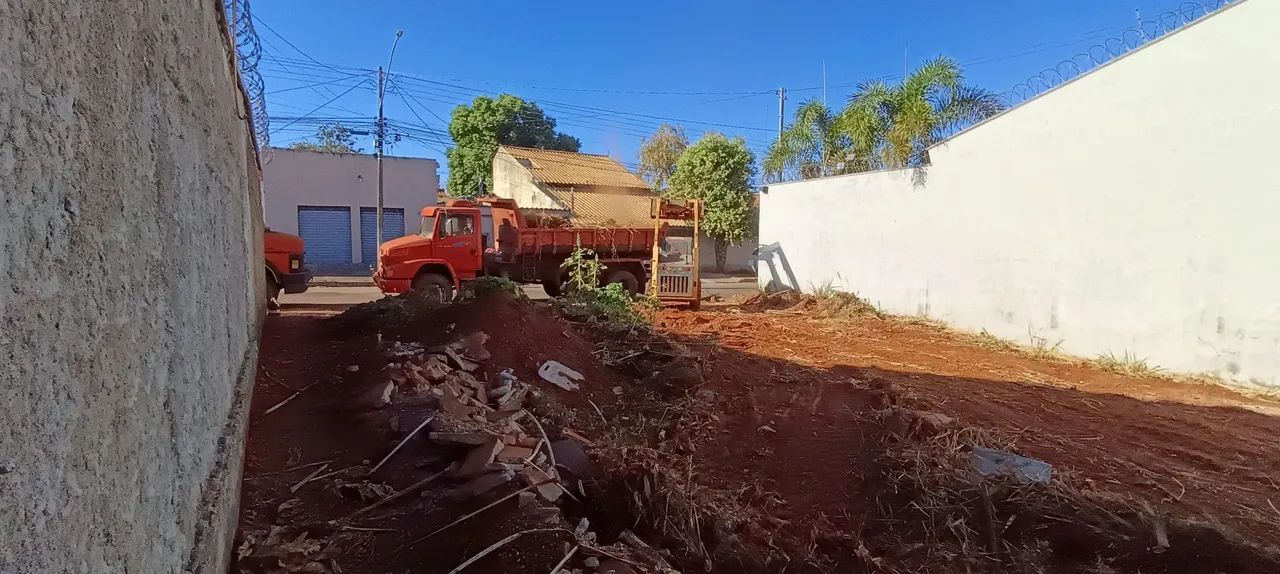 Caminhão de terra + Bob cat - Foto 4