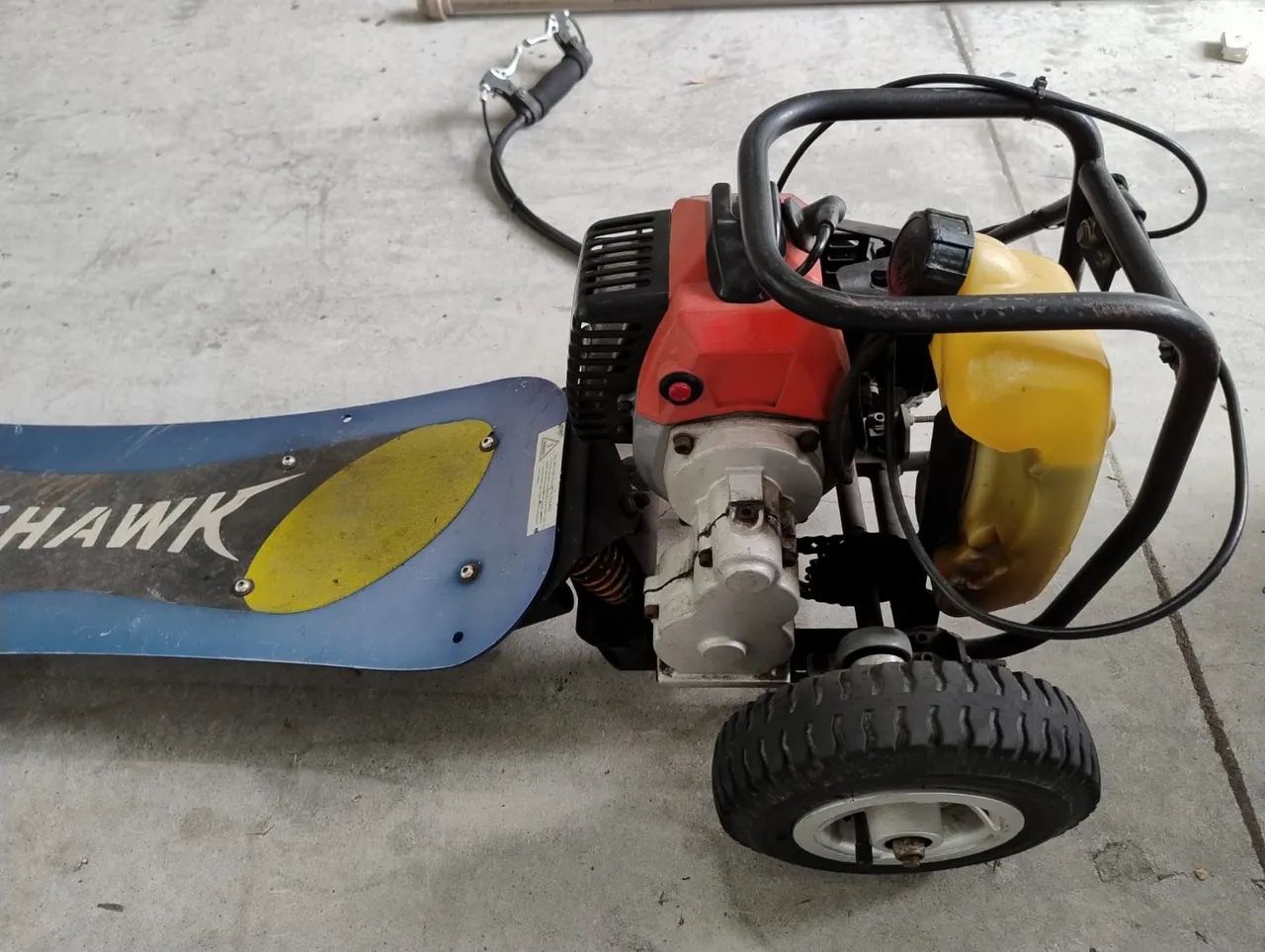 SKATE MOTORIZADO A GASOLINA  - Foto 5