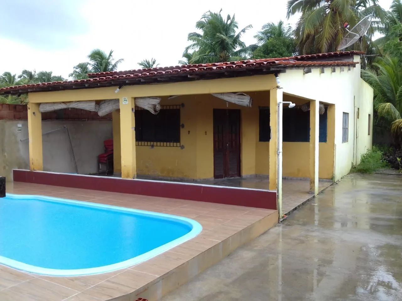 ALUGA-SE CASA POR TEMPORADA EM PEROBA ALAGOAS. 