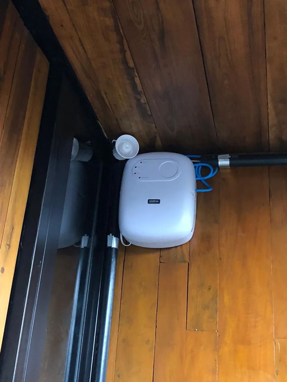 Instalação de cerca elétrica e alarmes - Foto 2