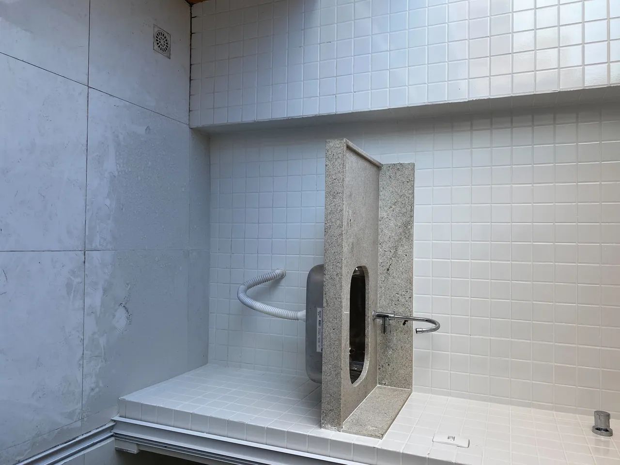 Apartamento para venda possui 83 metros com 3 quartos - Foto 4