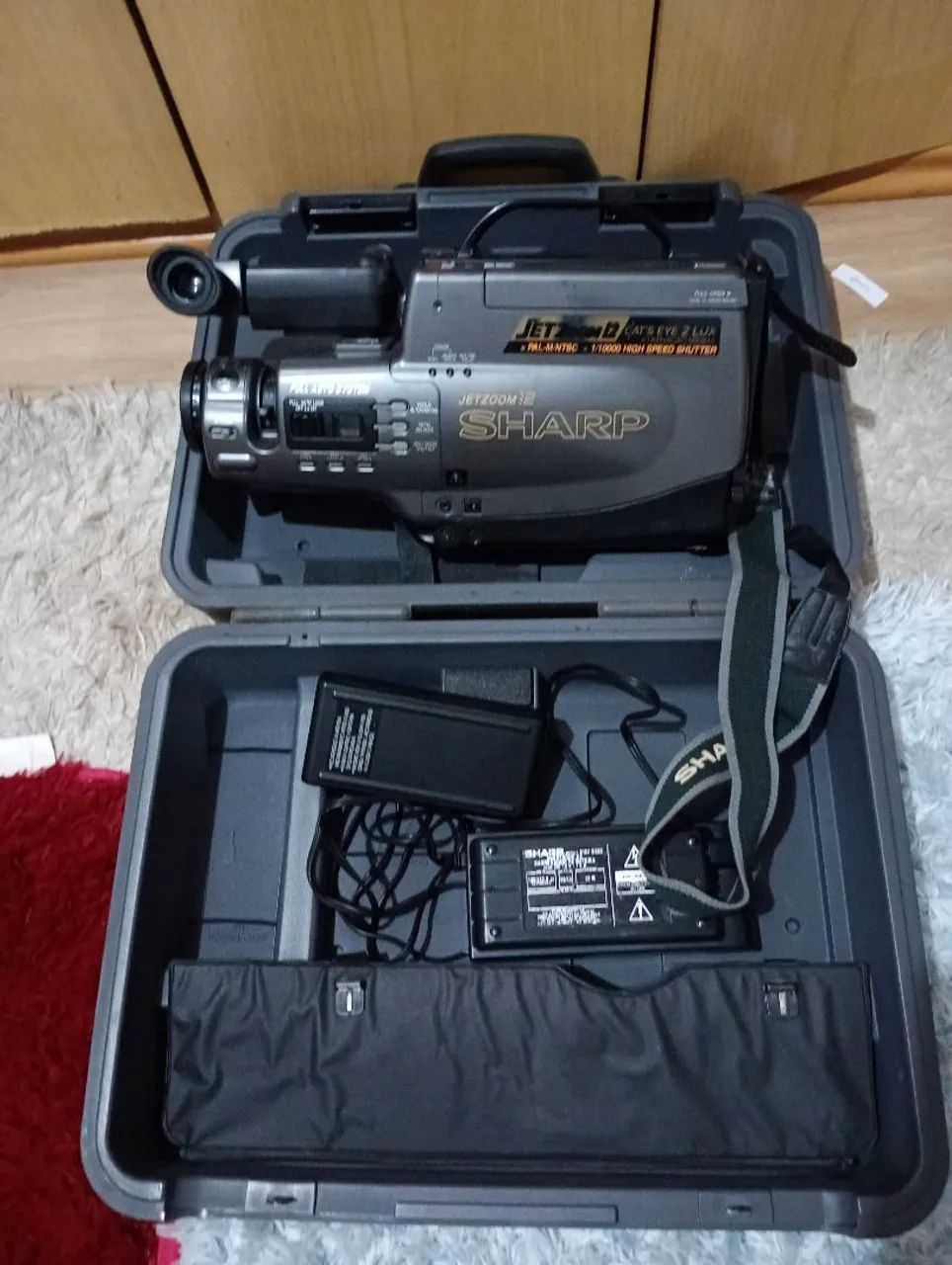 Filmadora Sharp desapego com defeito 