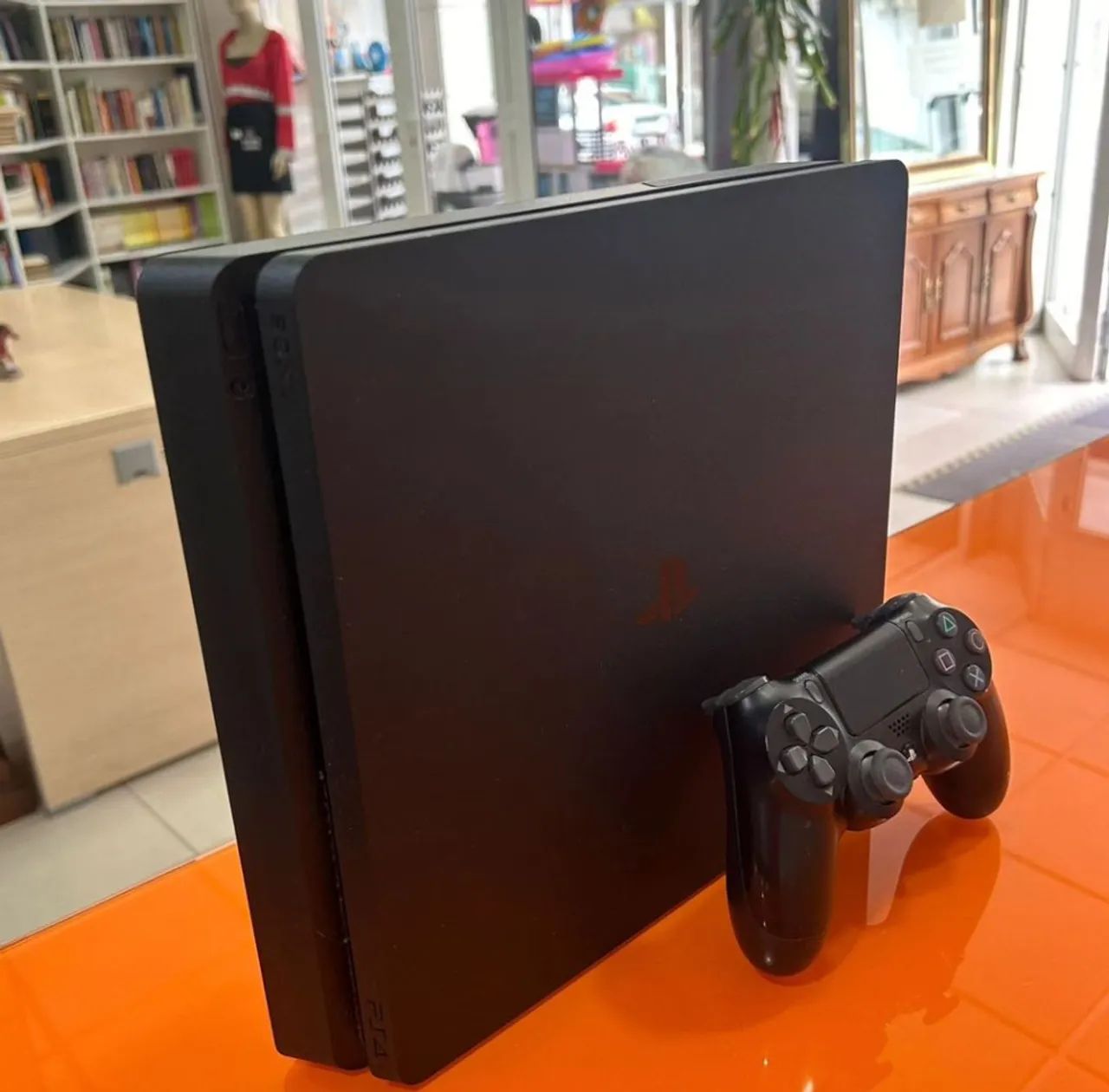 Ps4 slim impecável 1 terá 