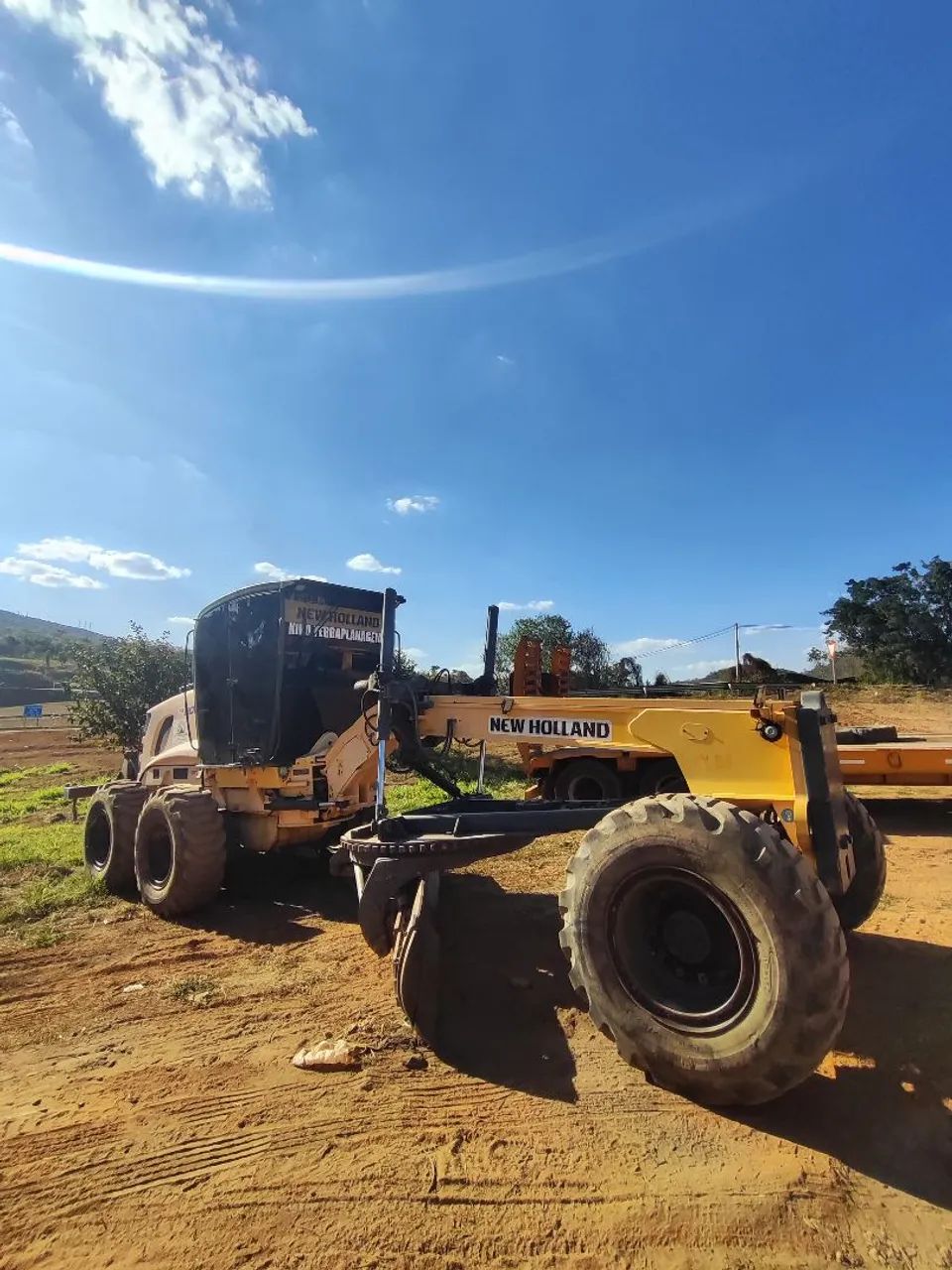 Patrol motoniveladora New Holland rg200 2011 - Foto 2