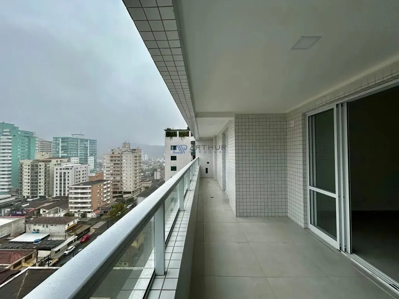 Apartamento à venda em Praia Grande no Canto do Forte