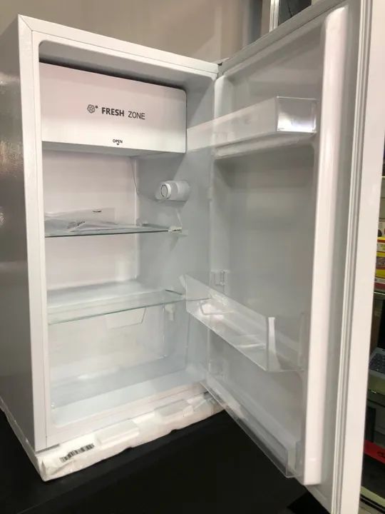 Frigobar Hisense RR212 - Novo  - Foto 2