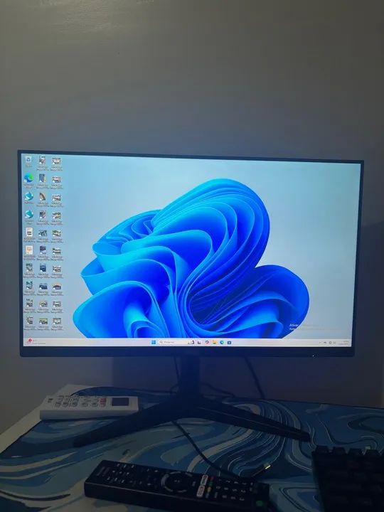Monitor AOC 27' 75Hz Adaptive-Sync HDMI VA 27B1HM