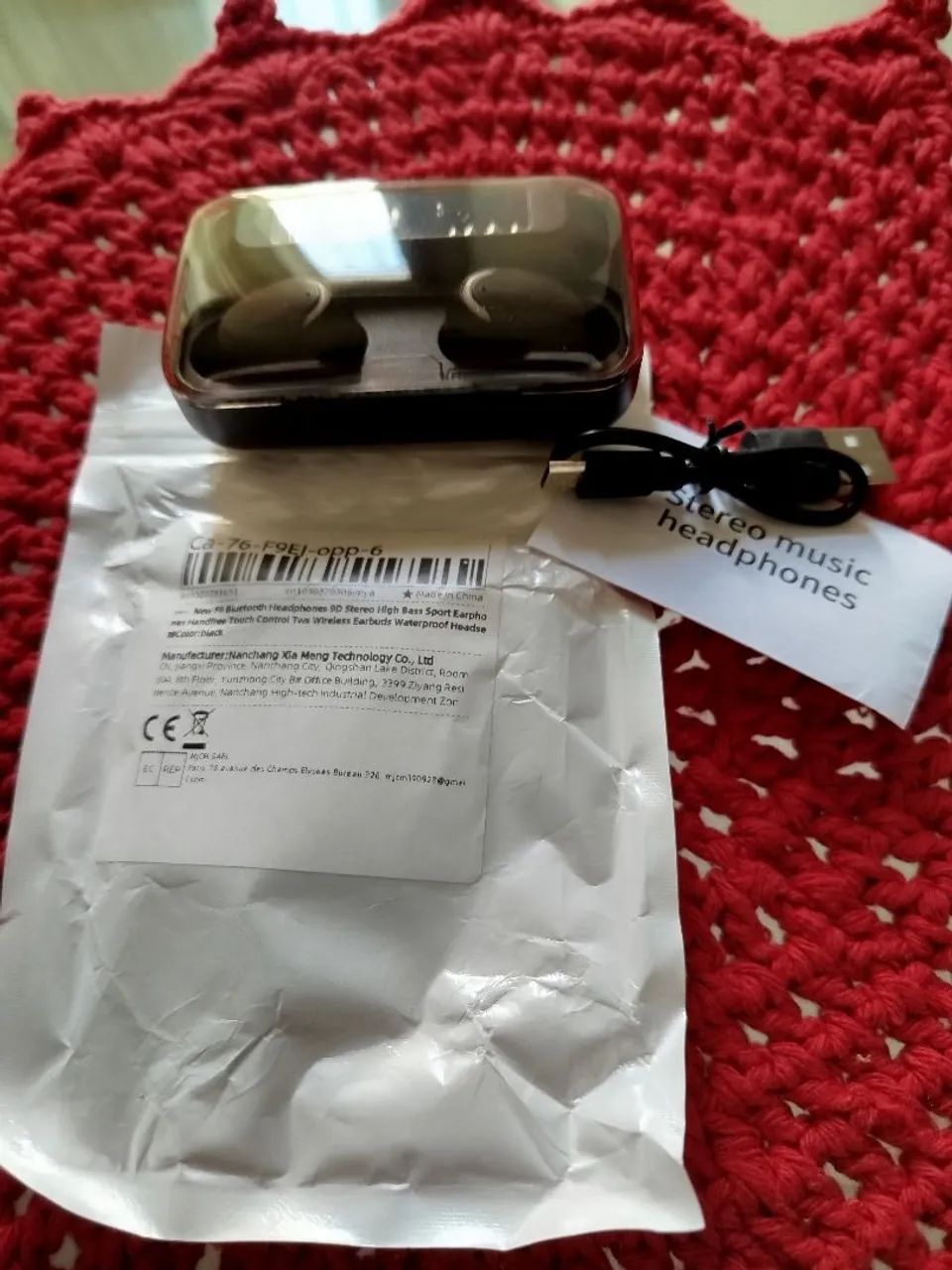 Novo F9 Bluetooth Headphones - Preto.