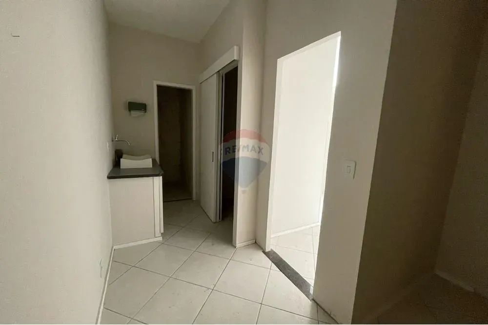 Sala Comercial Pronta com 60m² á venda por R$320.000,00 - Vila da Penha -RJ - Foto 4