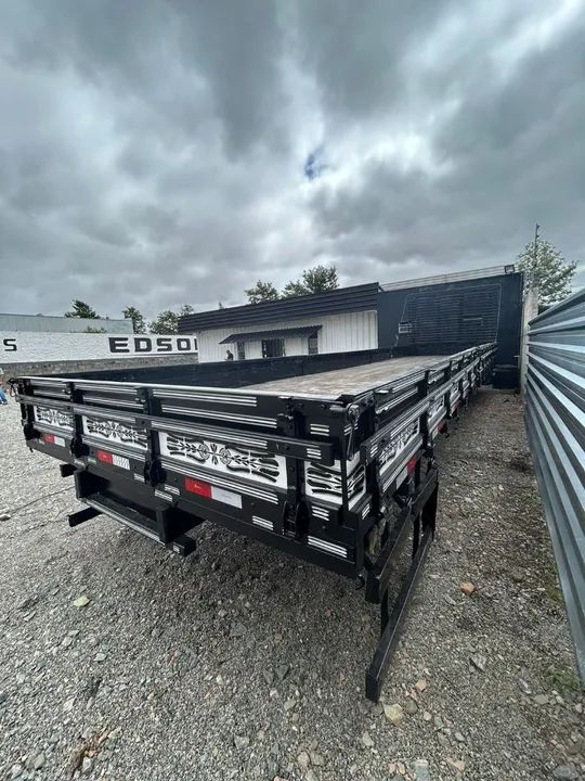 Carroceria 10.10mt livre / 245mt largura  - Foto 3