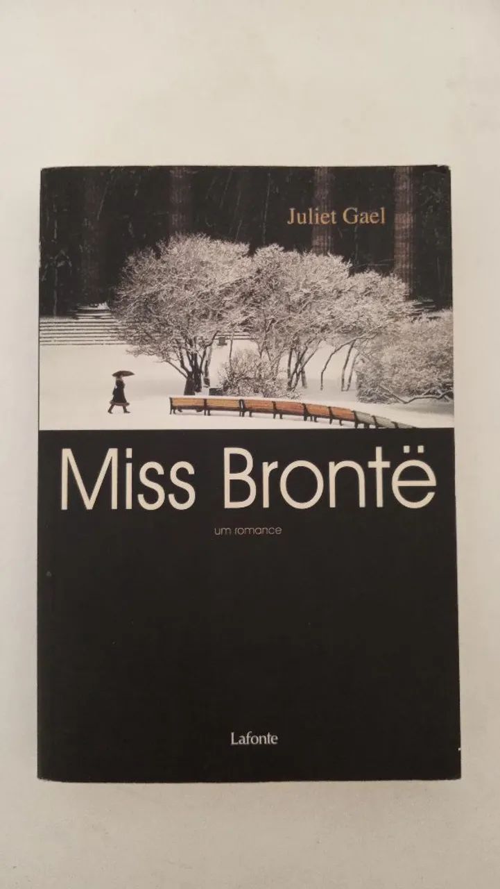 Miss Brontë - Um Romance