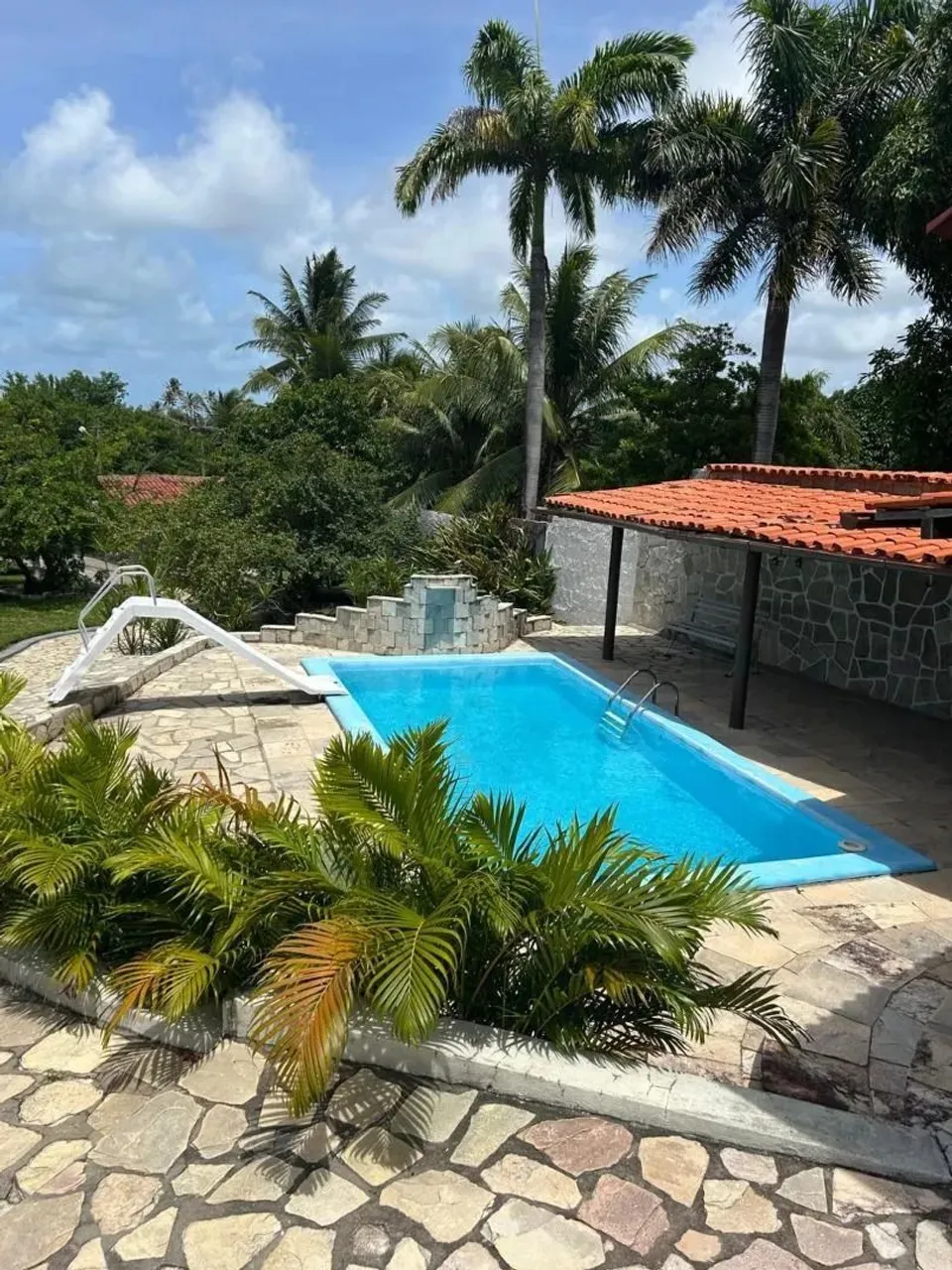 Casa com 5 dormitórios à venda, 220 m² por R$ 1.200.000 - Village Jacumã - Conde/PB