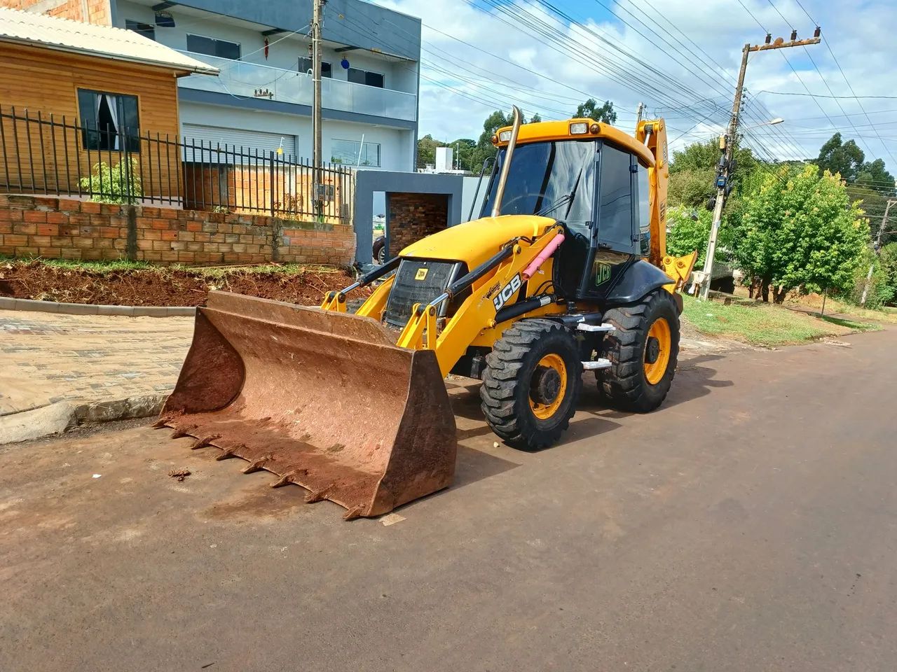 Vendo retro escavadeira JCB  3C PLUS 2016 - Foto 3