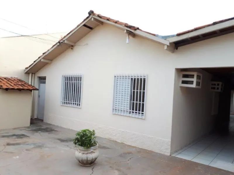 Casa com 3 quarto(s) no bairro Jd. Gramado em Cuiabá - MT - Foto 2