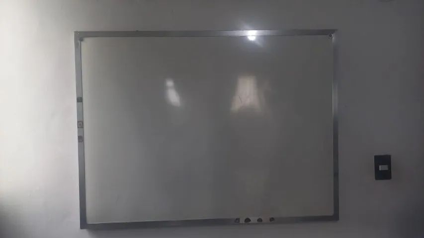 LOUSA / QUADRO BRANCO - Foto 2