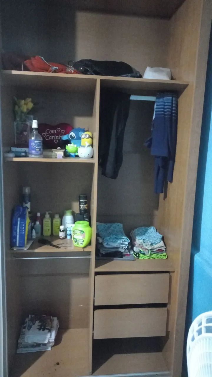 Guarda roupa com porta de correr e espelho  - Foto 3