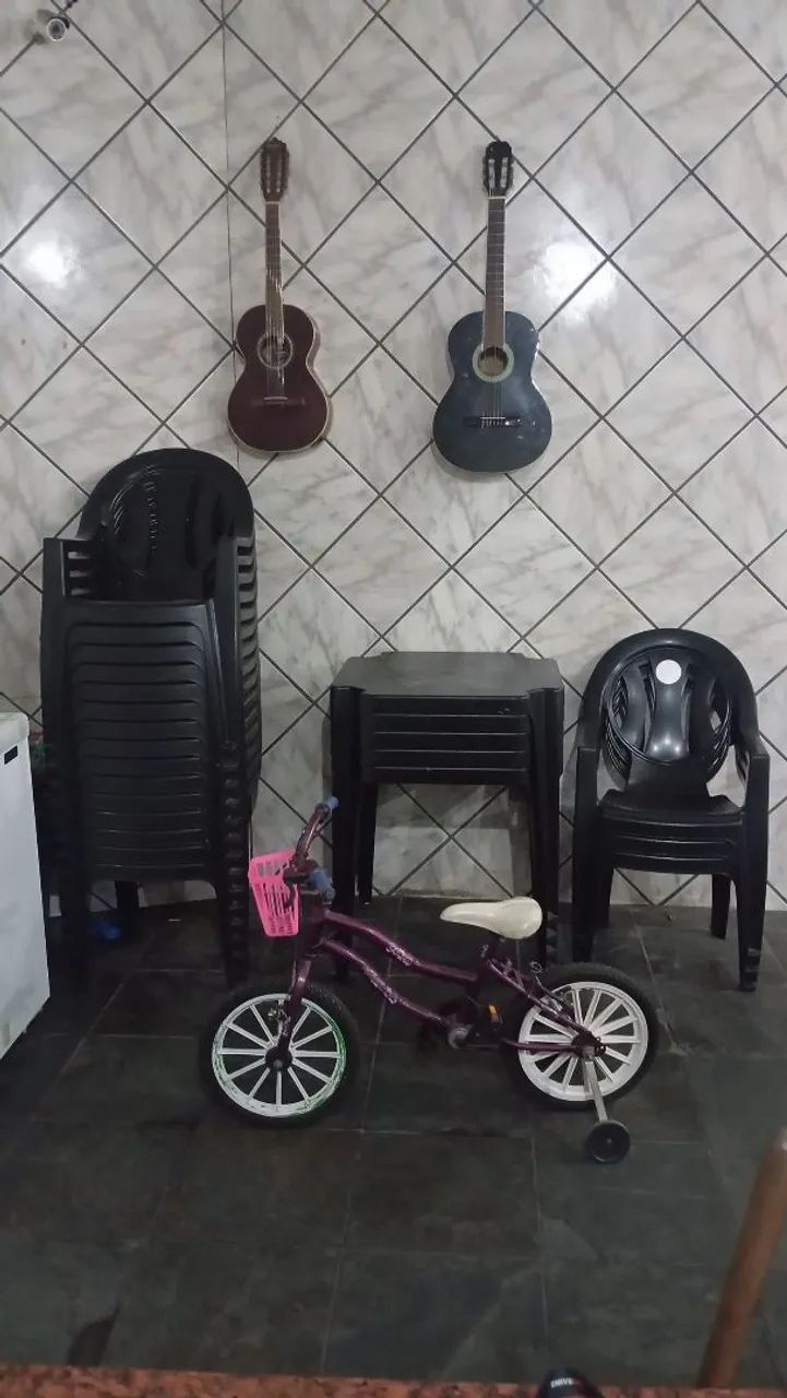 Fundos de Bar 