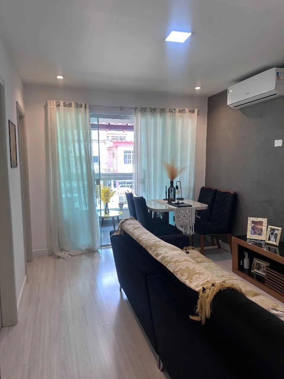 Apartamento novinho e mobiliado Vista alegre 