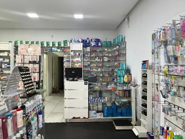 Vendo Drogaria no Centro de Goianésia/GO - Foto 5